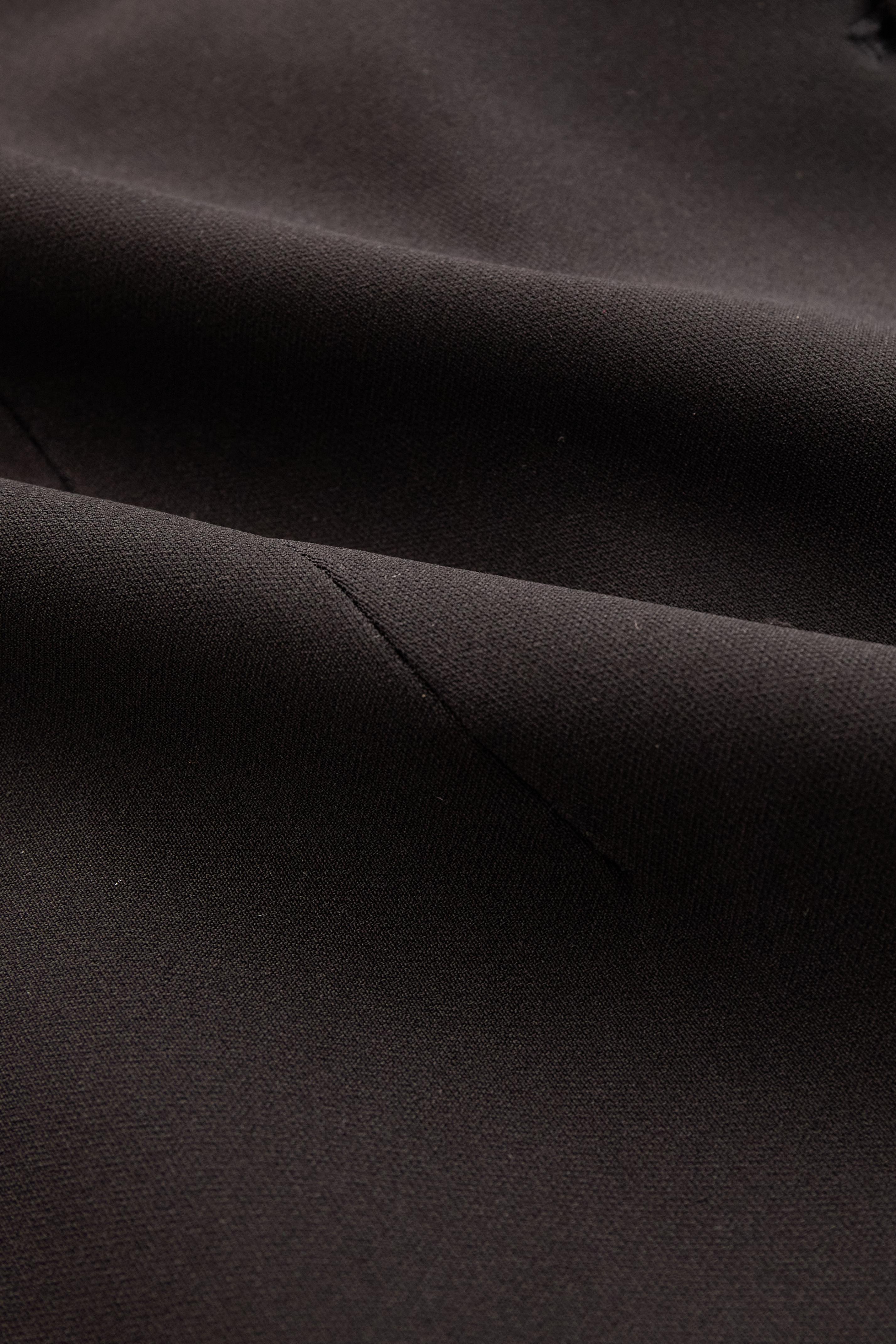 "Sasha | Elegantes Blazer-Midikleid" could be rewritten as "Sasha | Stilvolles Blazer-Midikleid".