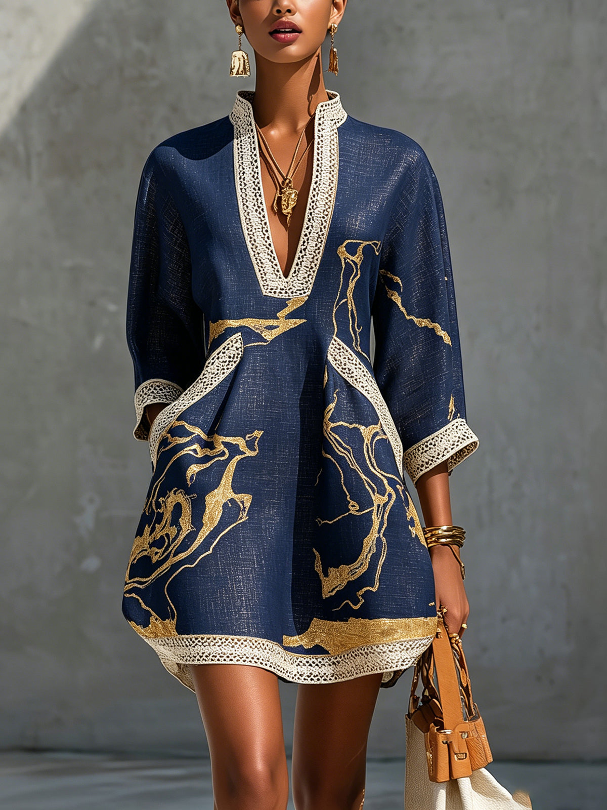 Amara | Elegantes Mini-Kleid mit Häkel-Details