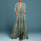 Rubby | Figurbetontes V-Ausschnitt Kleid
