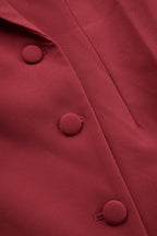 "Sasha | Elegantes Blazer-Midikleid" could be rewritten as "Sasha | Stilvolles Blazer-Midikleid".