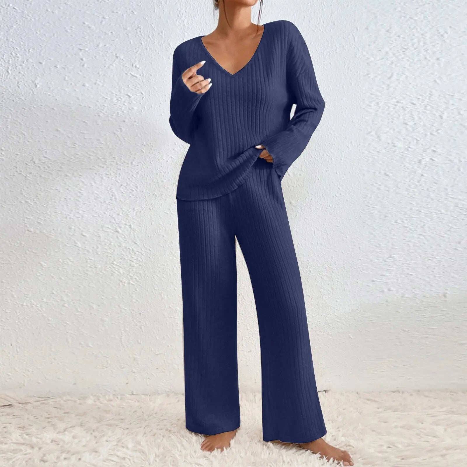 Vivienne | Zweiteiliges Set mit Hose und V-Ausschnitt-Top