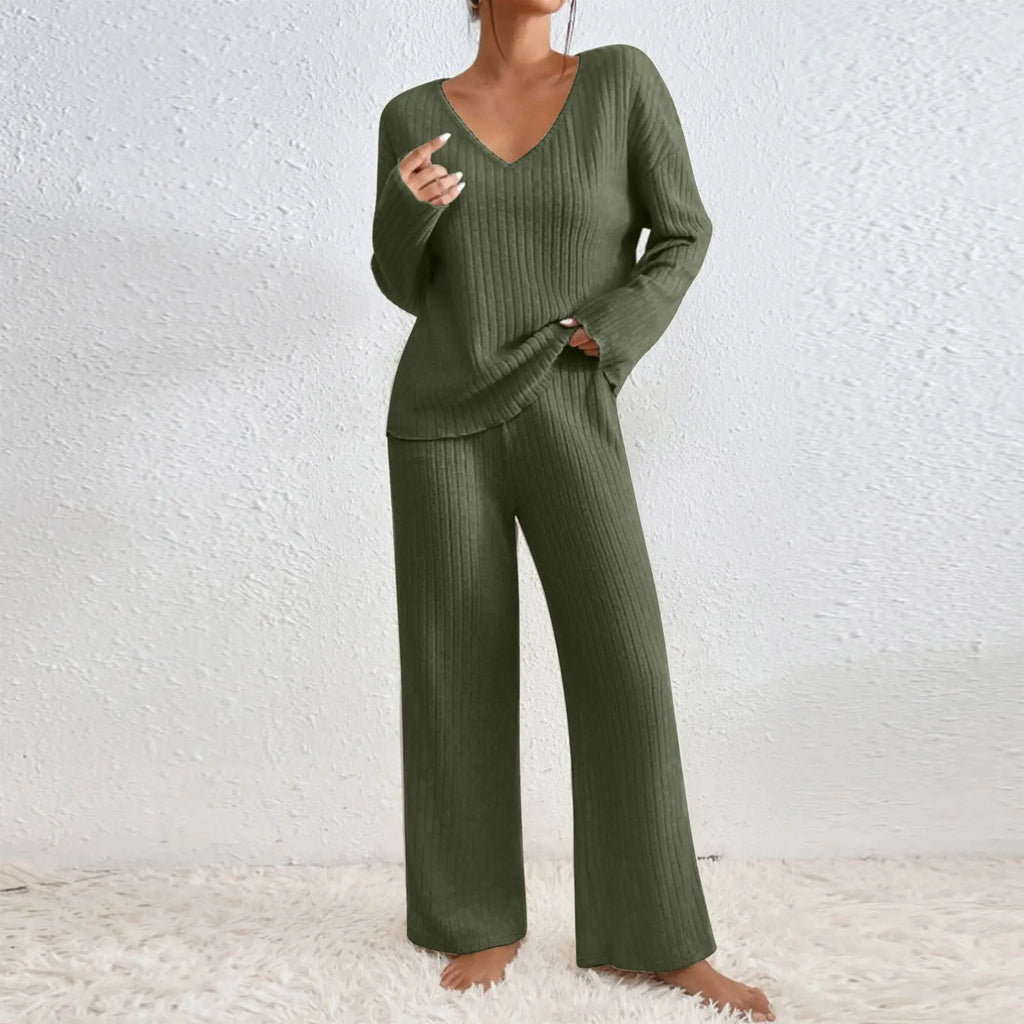 Vivienne | Zweiteiliges Set mit Hose und V-Ausschnitt-Top