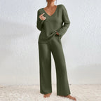 Vivienne | Zweiteiliges Set mit Hose und V-Ausschnitt-Top