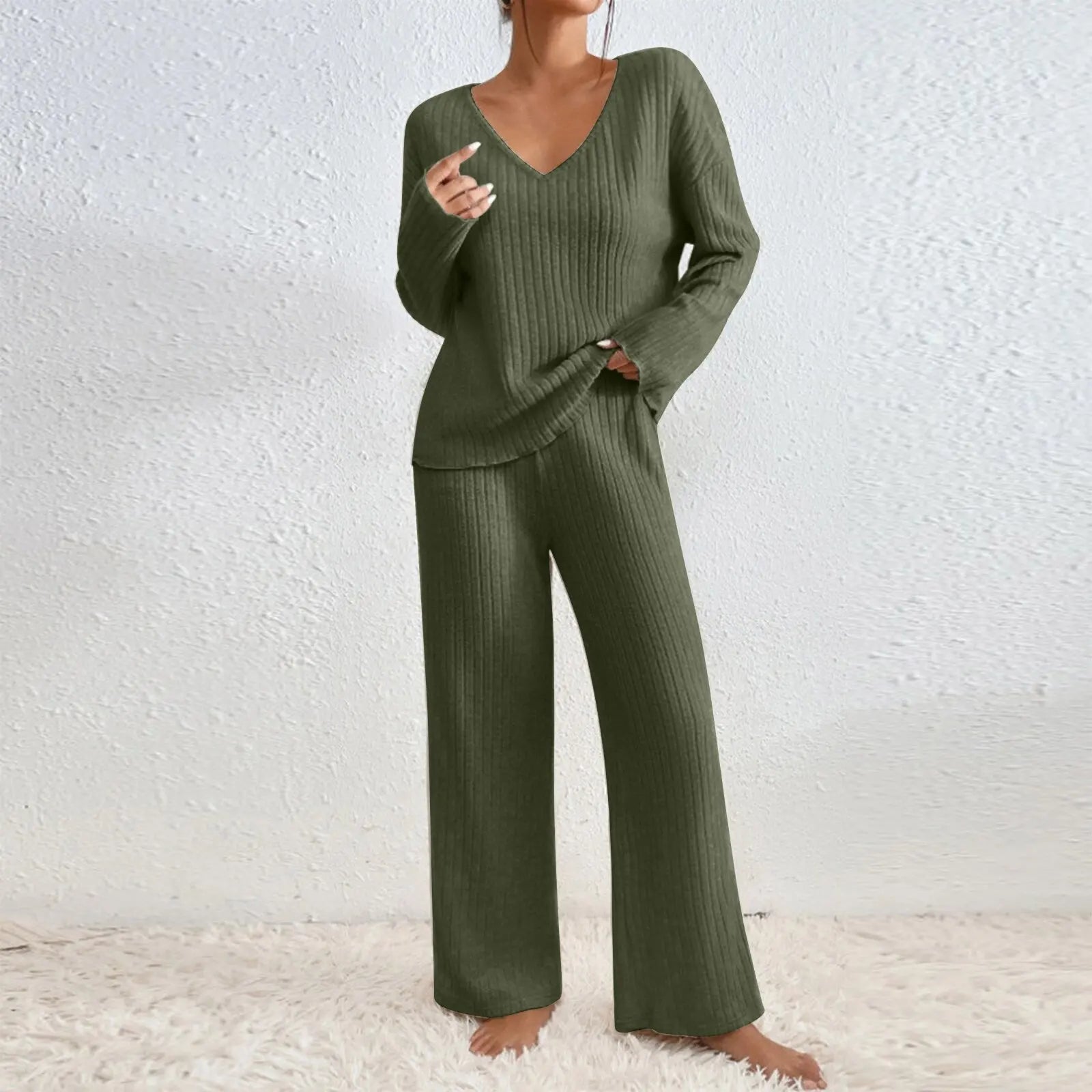 Vivienne | Zweiteiliges Set mit Hose und V-Ausschnitt-Top