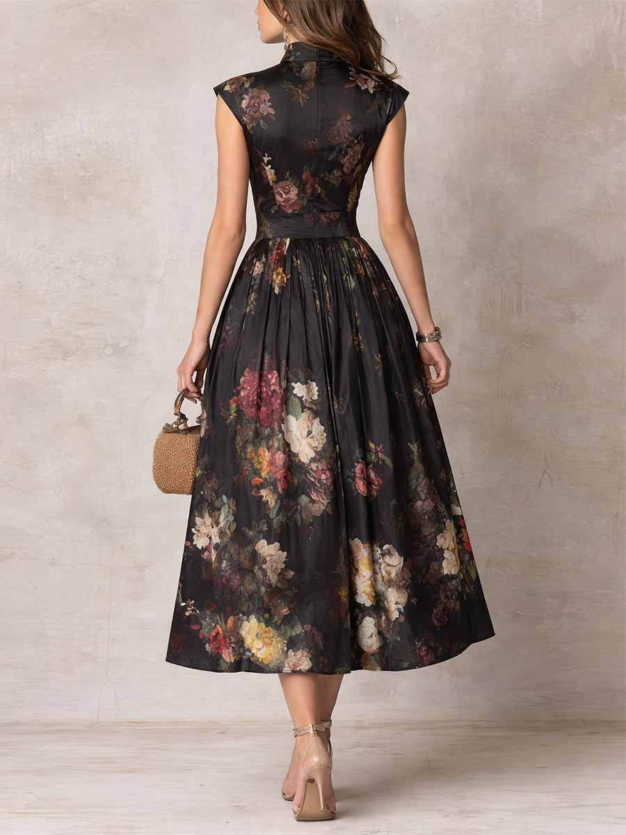 Lillian | Plissierter Satin-Blumen-Kleid