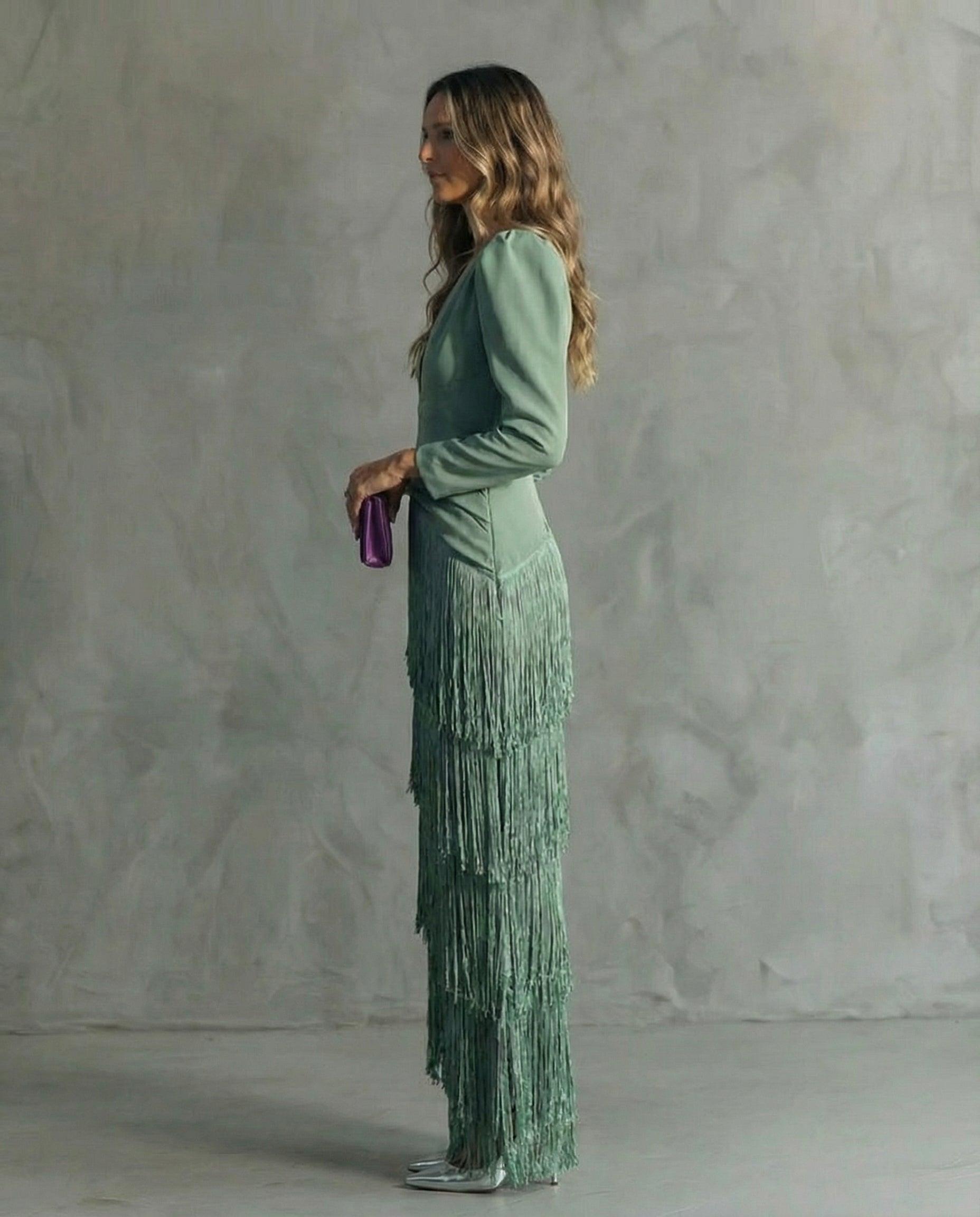 Chiara | Stilvolles Kleid mit Fransenärmeln
