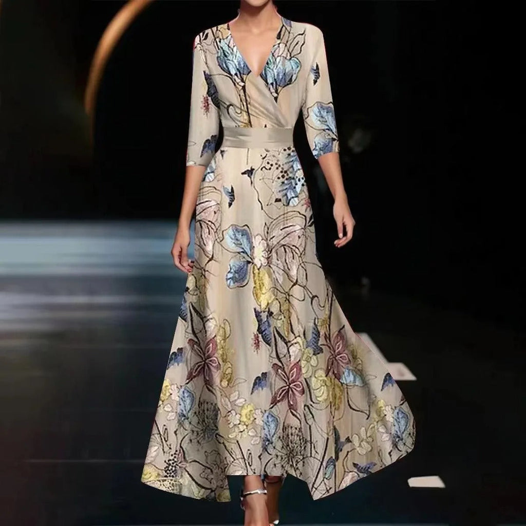 Emmily | Kleid mit halblangen Ärmeln